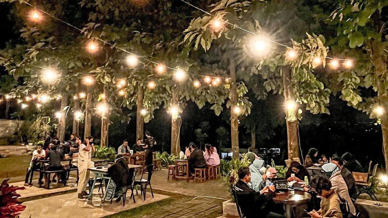 13 Tempat Makan Estetik di Malang