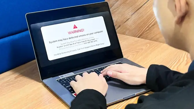 Jaga Data: Malware Intai Transaksi Online, Lindungi Diri!