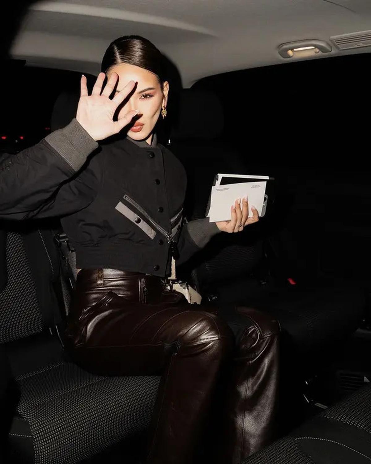4 Gaya Elegan Alyssa Daguise di Paris Fashion Week 2024, Satu Acara dengan Lisa BLACKPINK