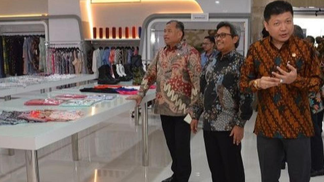 Kejagung Tetapkan Bos Sritex Iwan Lukminto Tersangka Korupsi Kredit Bank Rp692 Miliar