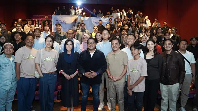 Menteri Ekonomi Kreatif (Menteri Ekraf) Teuku Riefky Harsya (baris depan, kelima dari kiri) (Istimewa)