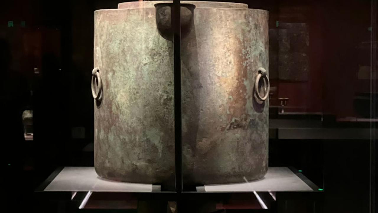 Arkeolog Bikin Wine dengan Bejana Perunggu 2.000 Tahun yang Ditemukan di Makam Kaisar China, Begini Hasilnya