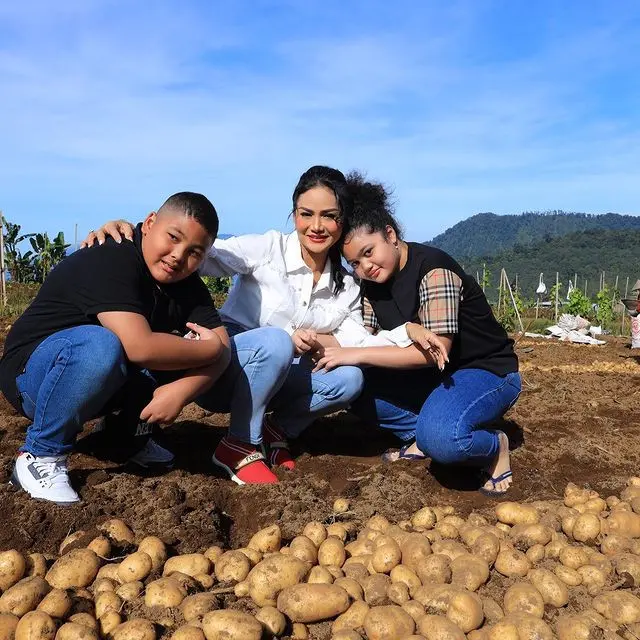 [Fimela] Krisdayanti