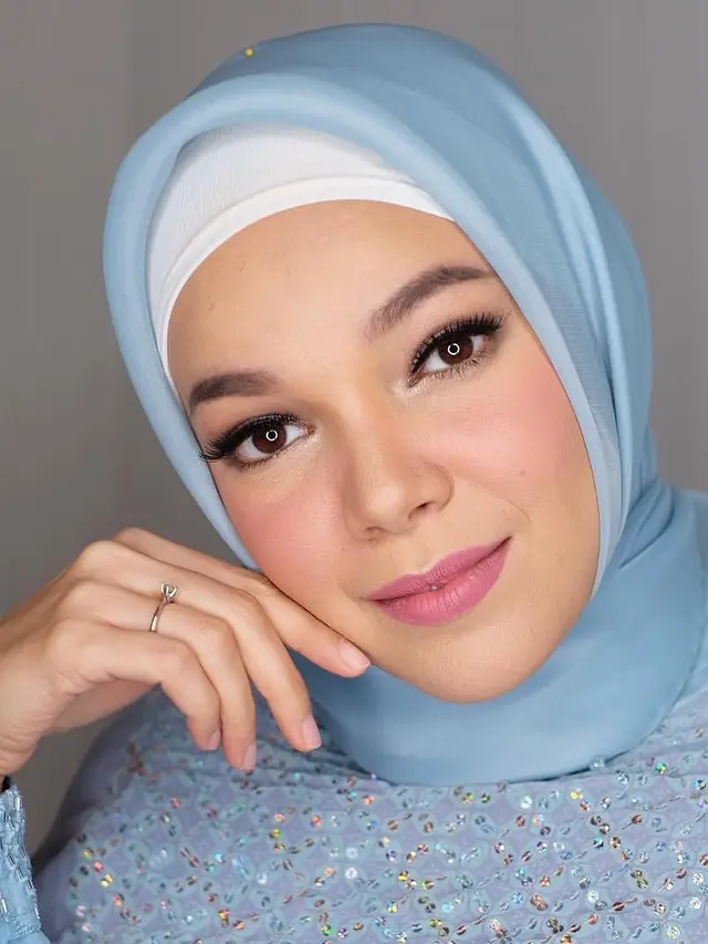 [Bintang] Dewi Sandra