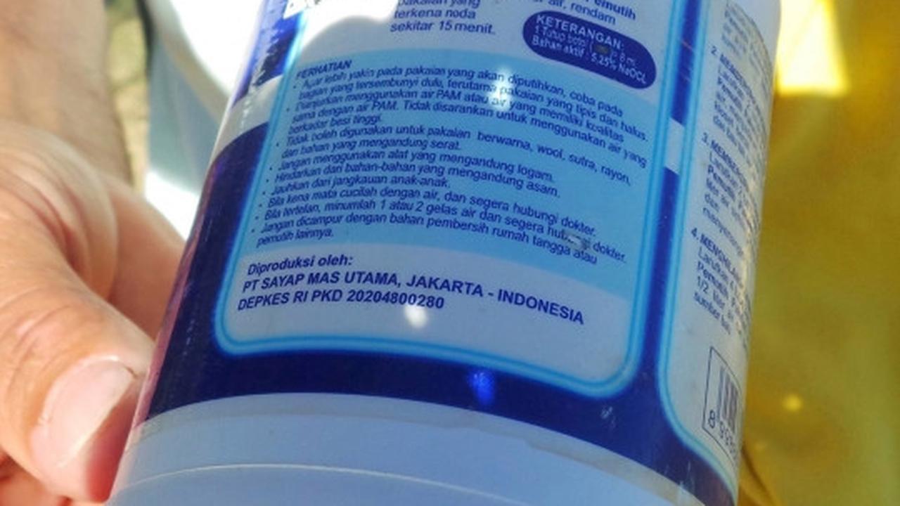 Ada botol So Klin Pemutih di lokasi penemuan puing diduga MH370