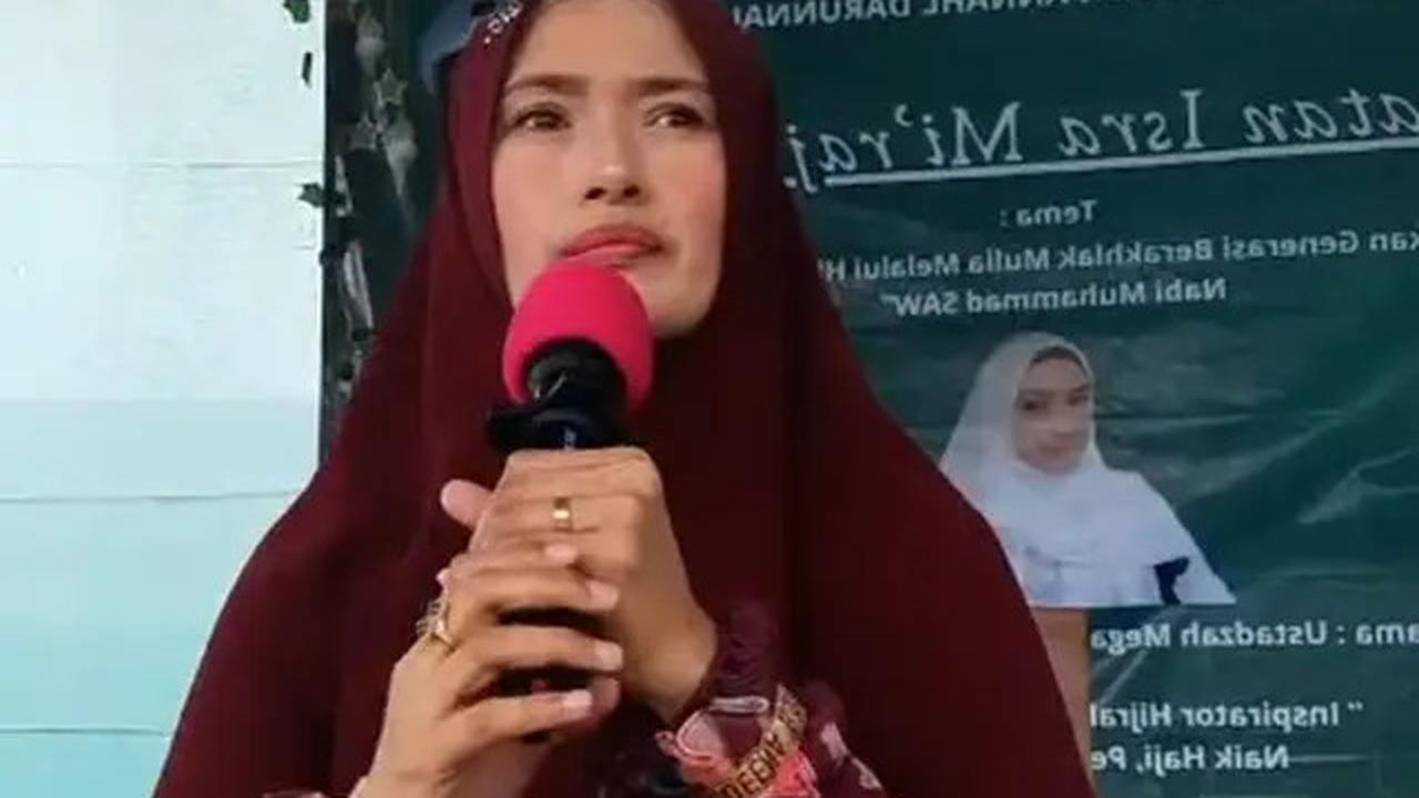 7 Potret Mega Aulia Kini Jadi Ustazah, Soroti Akting di "Tukang Bubur Naik Haji"