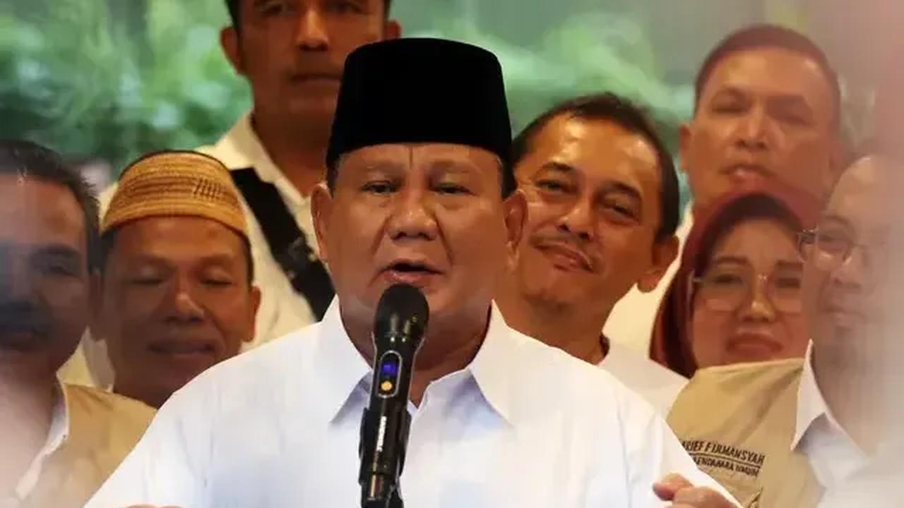 Soal sosok pasangannya, Prabowo tidak menampik nama Gibran Rakabuming Raka adalah salah satu yang terkuat saat ini.<br>
