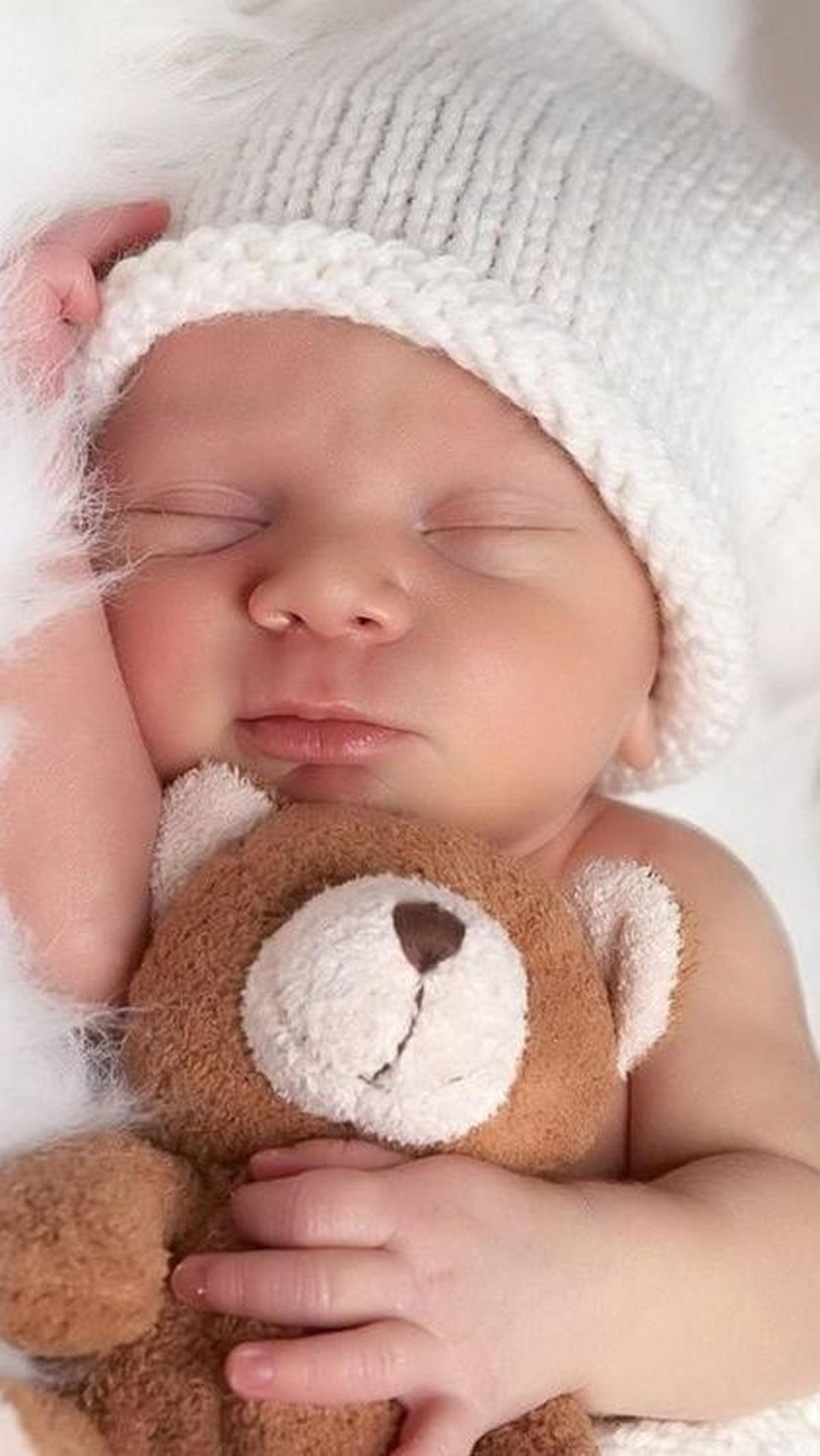 Nama Bayi Perempuan yang Lahir di Bulan Ramadhan 3 Kata