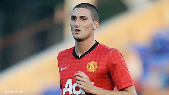 federico-macheda-pinjam-130328c