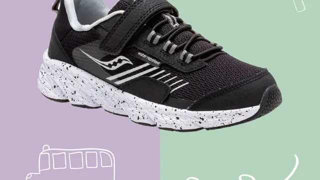 Mempersiapkan Sekolah PTM Terbatas, Siapkan Sepatu Sekolah yang Trendi untuk Si Kecil