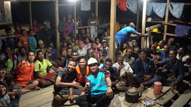 PLN melaporkan, 36 rumah penduduk Desa Kwaebandan kini telah teraliri listrik yang bersumber dari pembangkit lsitrik tenaga air (Piko Hidro). Dok Kemeterian BUMN.