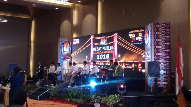 Cagub Aswari Rivai Kenalkan Kartu Sumsel Cerdas di Debat Pilkada