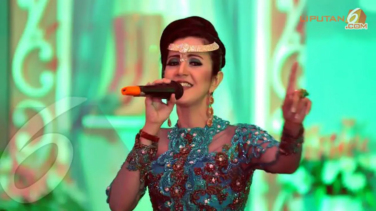 galeri-andi-soraya-2-140207b.jpg