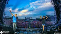 Syahrini dan Dash Berlin Seperti Berciuman di Foto Ini
