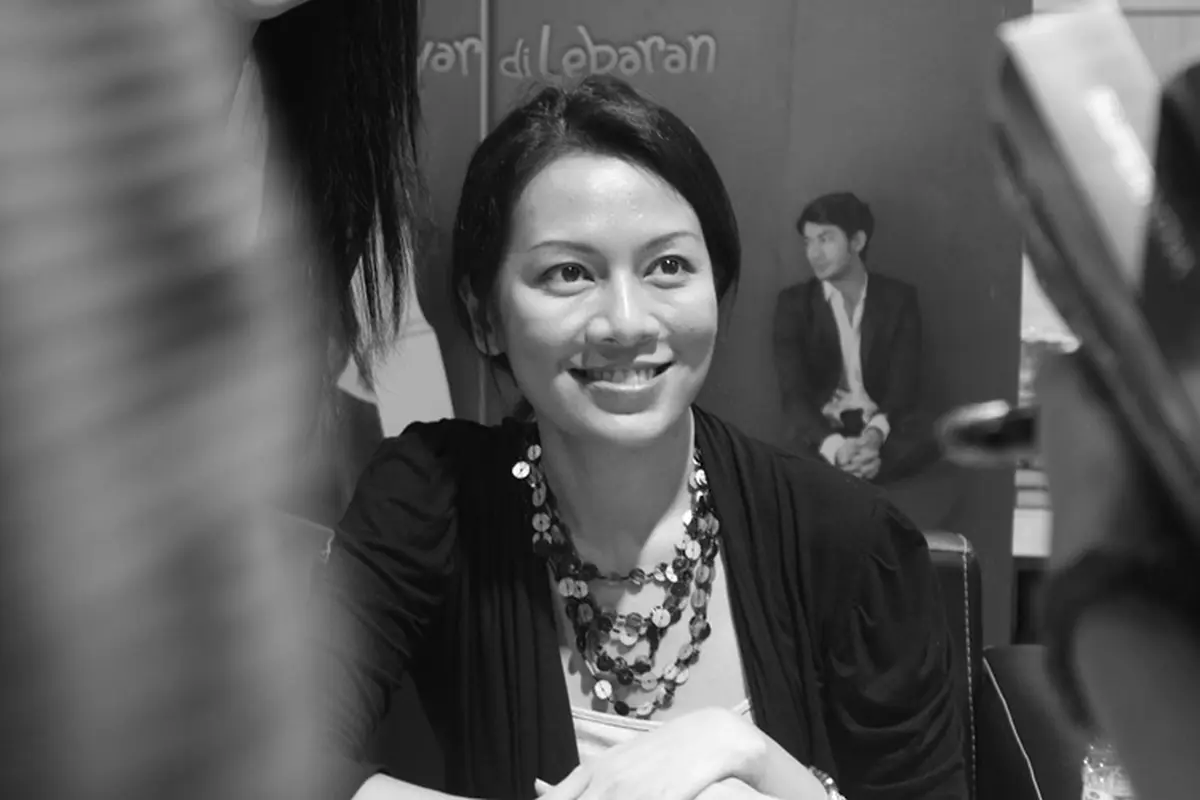 Dewi Lestari
