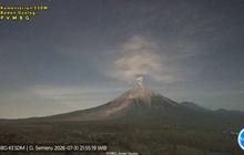 3 Gunung Api Erupsi dalam Semalam
