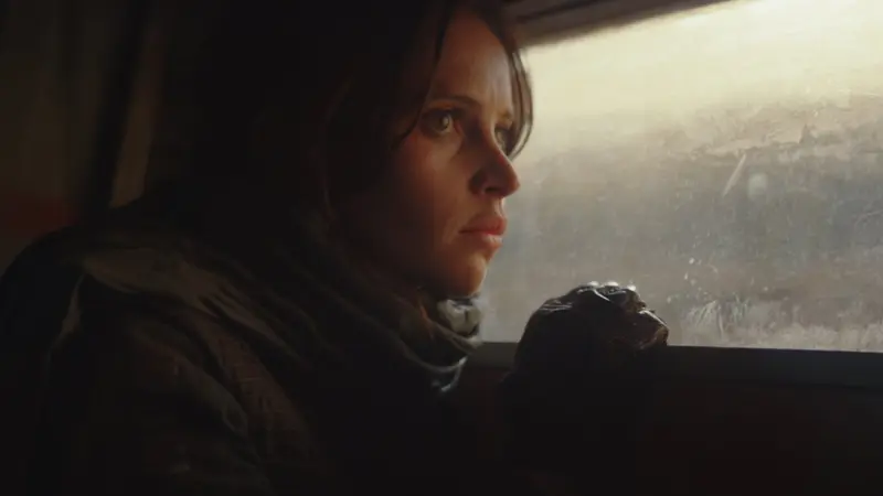 Felicity Jones dalam Rogue One: A Star Wars Story