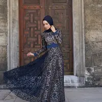 Ilustrasi model gamis brokat ( freestockcenter/freepik)
