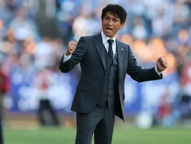 Perjalanan karier kepelatihan pelatih Cerezo Osaka saat ini, Akio Kogiku terbilang unik. Setelah lebih dari dua dekade menjadi bagian jajaran kepelatihan Cerezo Osaka, ia akhirnya dipercaya menjadi pelatih utama dan kini buah manis pun dipetik di ajang J1 League 2024. Seperti apa perjalanan karier kepelatihan pelatih berusia 48 tahun tersebut? (J.LEAGUE)