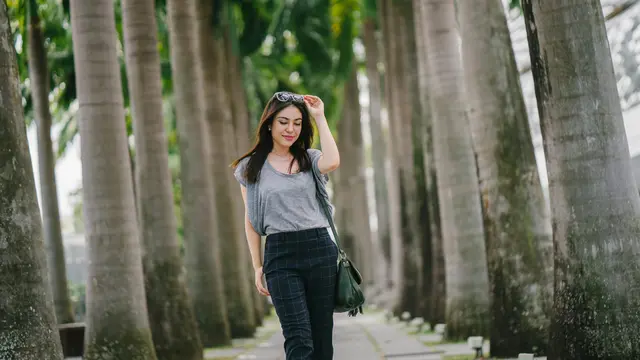 wanita agustus sikap elegan menghadapi orang yang tidak menyukaimu