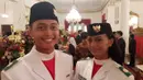 2016, Nilam Sukma Pawening merupakan wakil dari DKI Jakarta. Nilan menjadi pembawa baki pada HUT ke-71 atau tahun 2016. Siswi SMAN 67 Jakarta itu menerima bendera langsung dari Presiden Jokowi. (Aditya Eka Prawira/Liputan6)