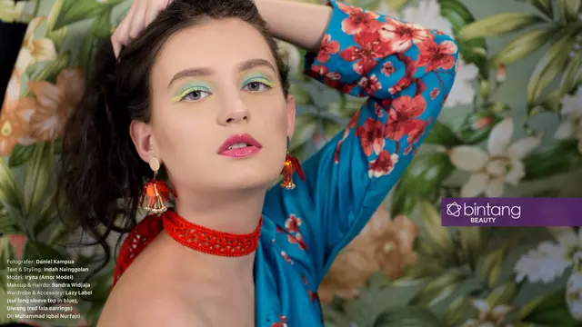 [Bintang] Tampil glowing dengan pilihan variasi makeup palette yang bold dramatis. Instant chicness! ​