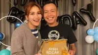 Potret Kedekatan 6 Penyanyi Dangdut Cewek dengan Ayahnya, Saling Dukung