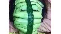 6 Potret Kocak Orang Saat Pakai Masker Wajah, Bikin Tak Habis Pikir