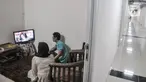 Aktivitas penghuni salah satu unit Menara Samawa di Pondok Kelapa, Jakarta Timur, Selasa (27/10/2020). Program hunian vertikal dengan DP 0 rupiah Pemprov DKI tersebut mulai diminati warga Jakarta dan telah dihuni lebih dari 50 persen. (merdeka.com/Iqbal S. Nugroho)
