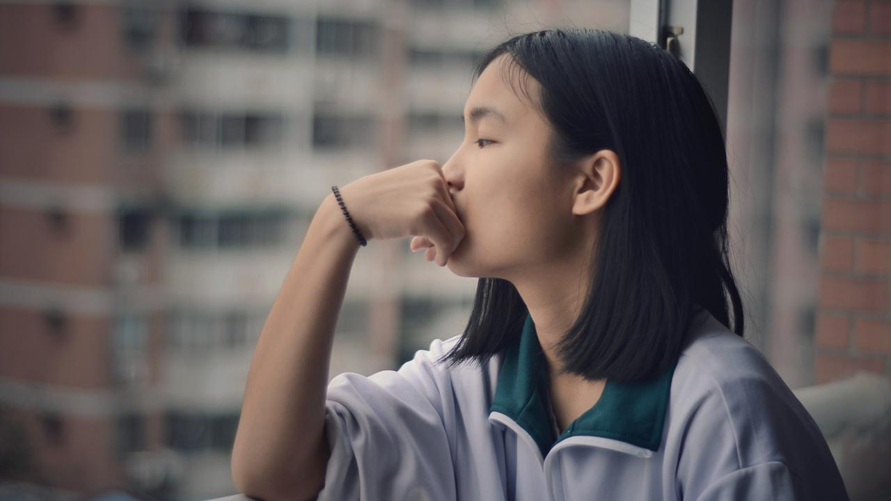 10 Fakta Psikologi Jika Kita Memikirkan Seseorang, Ini yang Terjadi