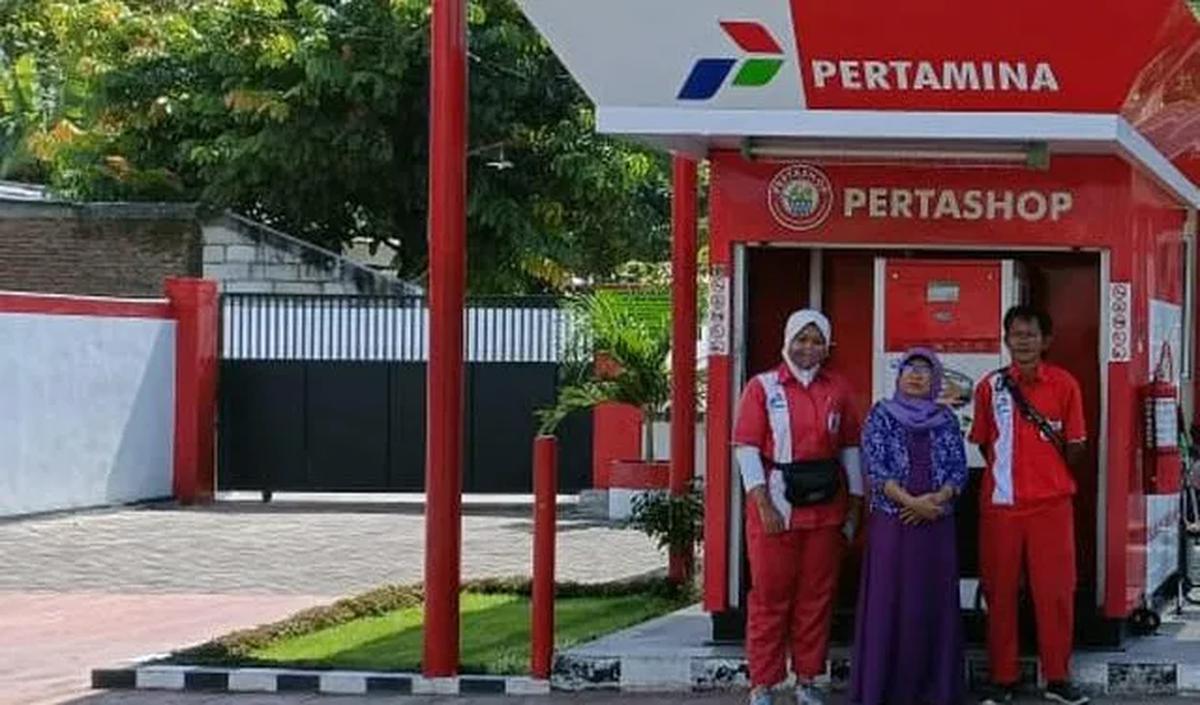 Melalui Pertashop, masyarakat bisa mendapatkan BBM harga standar dengan lokasi yang terjangkau.