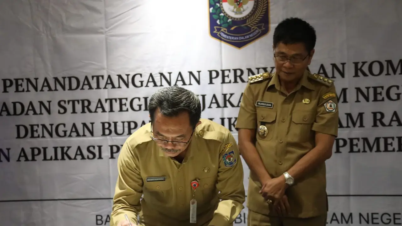 Penandatanganan Pernyataan Komitmen Penerapan Aplikasi Pusat Jejaring Inovasi Daerah (Puja Indah) Layanan Pemerintah Daerah (Pemda) Tahun 2022. (Istimewa)