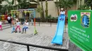 Sejumlah anak sedang bermain di area Ruang Publik Terbuka Ramah Anak (RPTRA) Marunda yang bertempat di Kelurahan Marunda, Cilincing, Jakarta (18/10).  RPTRA Marunda terbagi menjadi area outdoor dan indoor. (Liputan6.com/Istimewa) 