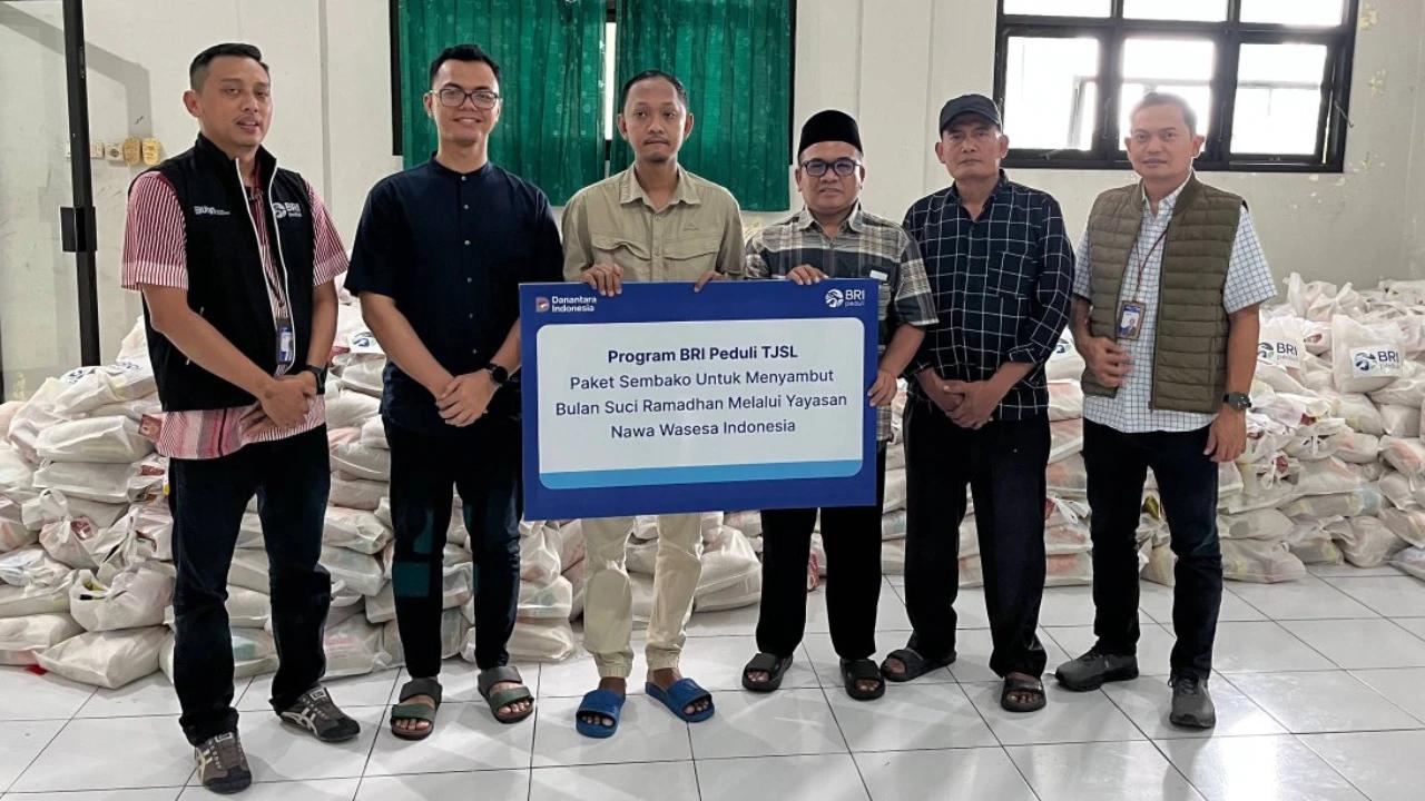 BRI Kudus Salurkan Ribuan Paket Sembako untuk Masyarakat di Bulan Ramadan