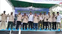 Ribuan petani Kabupaten Brebes yang tergabung dalam organisasi Tani Merdeka, melakukan deklarasi mendukung Prabowo Subianto dan Gibran Rakabuming Raka untuk Pemilu 2024. (Ist)