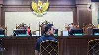 Permohonan praperadilan Tom Lembong ditolak dalam sidang pembacaan putusan praperadilan atas kasus dugaan tindak pidana korupsi kebijakan impor gula tahun 2015-2016 yang dibacakan di Pengadilan Negeri Jakarta Selatan. (Liputan6.com/Angga Yuniar)