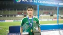 Mohammed Dawood pemain Irak yang lahir pada 22 November 2000 ini meraih predikat top scorer saat mencetak enam gol di Piala Asia U-16 2016. Dawood menjadi salah satu pemain masa depan Irak. (Bola.com/dok. AFC)