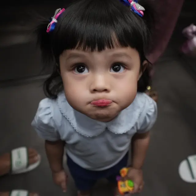 Penuh Kebahagiaan, Ini 6 Potret Kris Dayanti Bareng Kedua Cucunya