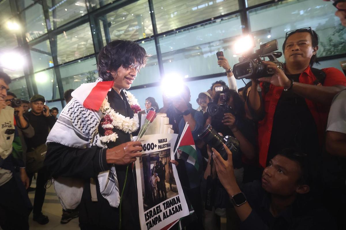 FOTO: Sembilan WNI Global Sumud Flotilla Kembali ke Tanah Air