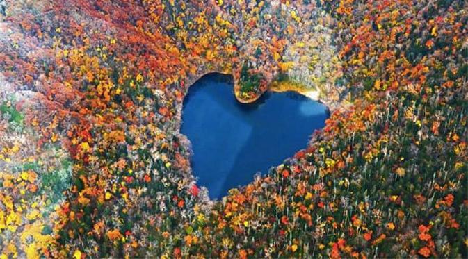 Danau Toyoni (Facebook)