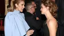 Emma Watson benar-benar tak bisa mengontrol dirinya saat bertemu dengan Celine Dion. Dilansir dari People, pemeran Hermione Granger tersebut sangat menyukai Celine Dion sejak kecil. (JESSE GRANT / GETTY IMAGES NORTH AMERICA / AFP)