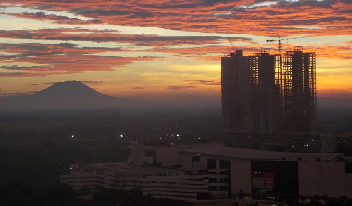 Terlihat Jelas dari Jakarta
