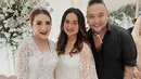 Rico Richardo sempat berpose bersama Kiki Amalia. [Instagram.com/tengkudewiputri_tdp]