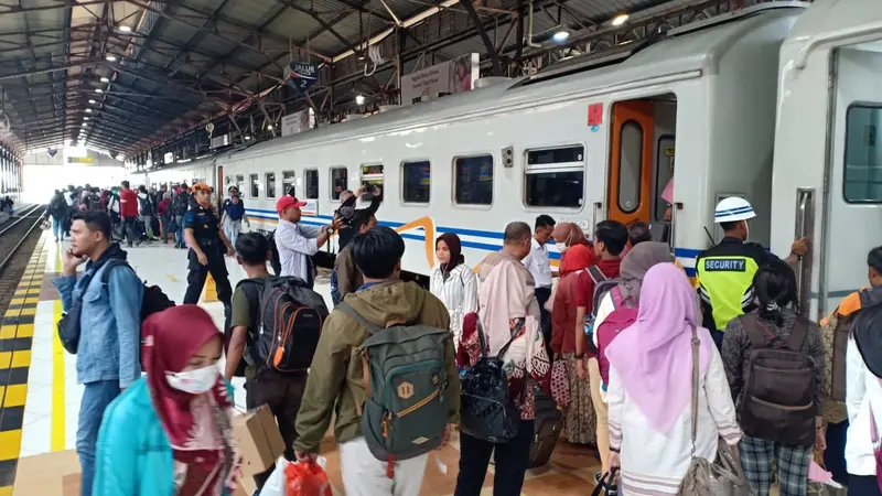 Stasiun Besar Purwokerto, Banyumas, Jawa Tengah. (Foto: Liputan6.com/Muhamad Ridlo)