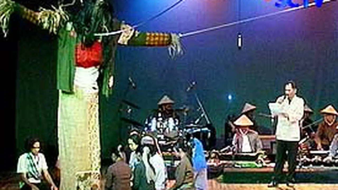 090404apuisi_kanjeng.jpg