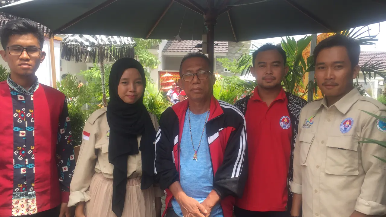 Setelah menempuh perjalanan darat 36 jam, seluruh peserta Kapal Pemuda Nusantara (KPN) 2018 telah sampai di Palu, Sulawesi Tengah. (Foto: Muhammad Radityo Priyasmoro)