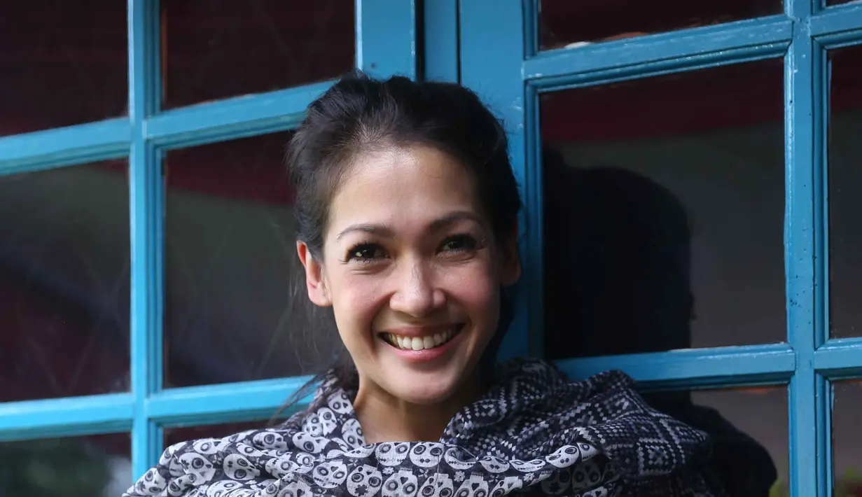 Pemeran Mieke Amalia melihat permainan yang sedang menjadi fenomena anak muda, skip challenge itu permainan bodoh. Permainan yang tidak mendidik dan tidak baik. (Nurwahyunan/Bintang.com)