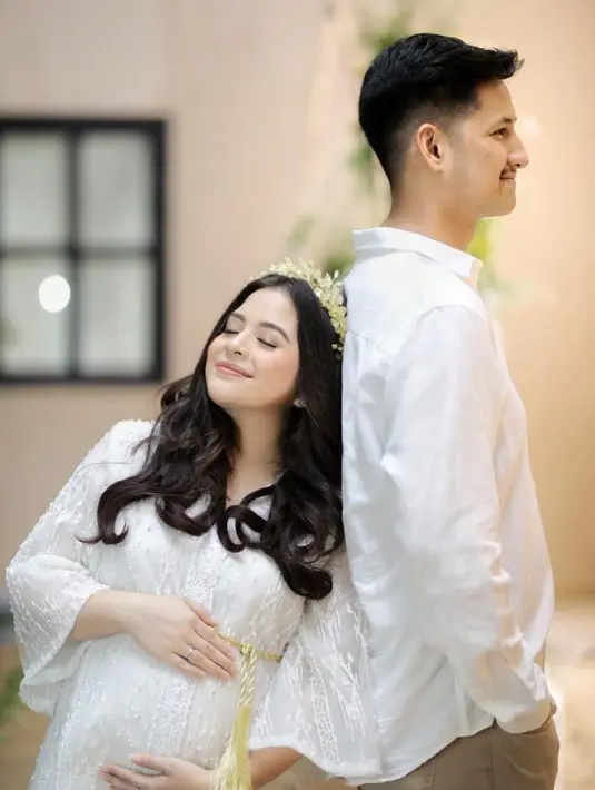 (Instagram/tasyakamila)