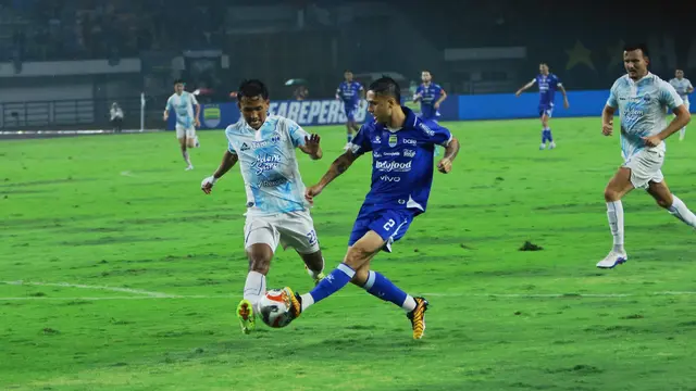 Persib Hanya Menang Tipis atas PSIM Yogyakarta - (Galeri Foto) Persib vs PSIM
