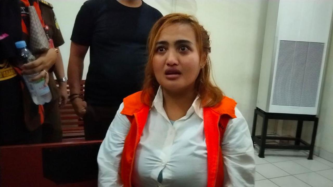 Perbuatan Lina Mukherjee juga dinilai JPU menimbulkan perpecahan di masyarakat.<br>